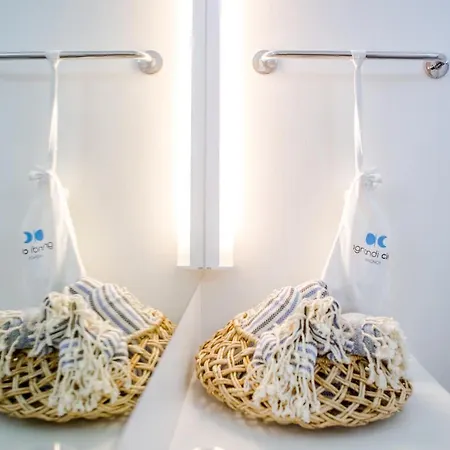 펜션 Agnandi Cielo 투를로스