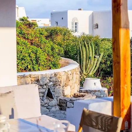 펜션 Agnandi Cielo 투를로스